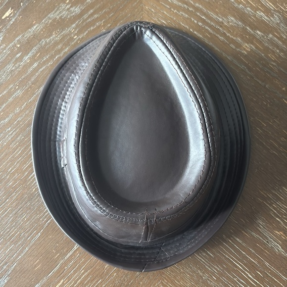 Bundle of 2 Faux Leather Crocodile Jazz Look Men’s Fedora Hats - Picture 13 of 13